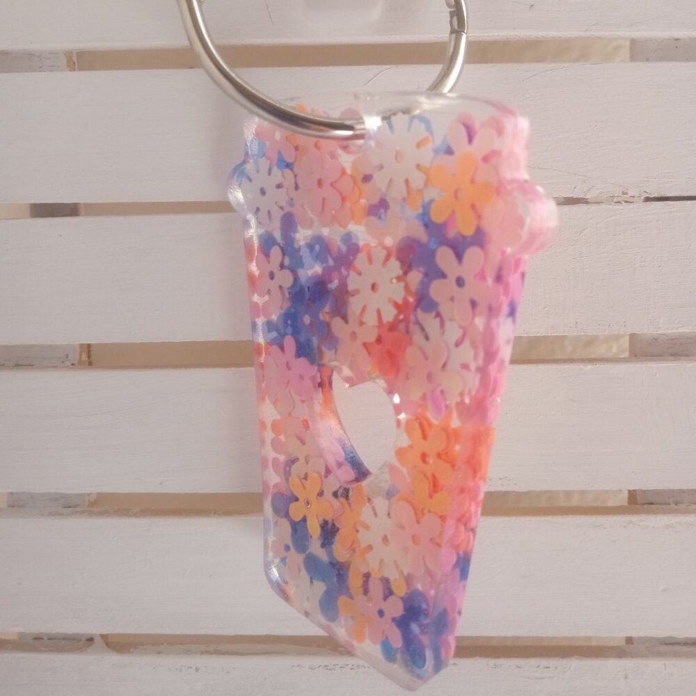 Floral cup keychain - Picture 2 of 4